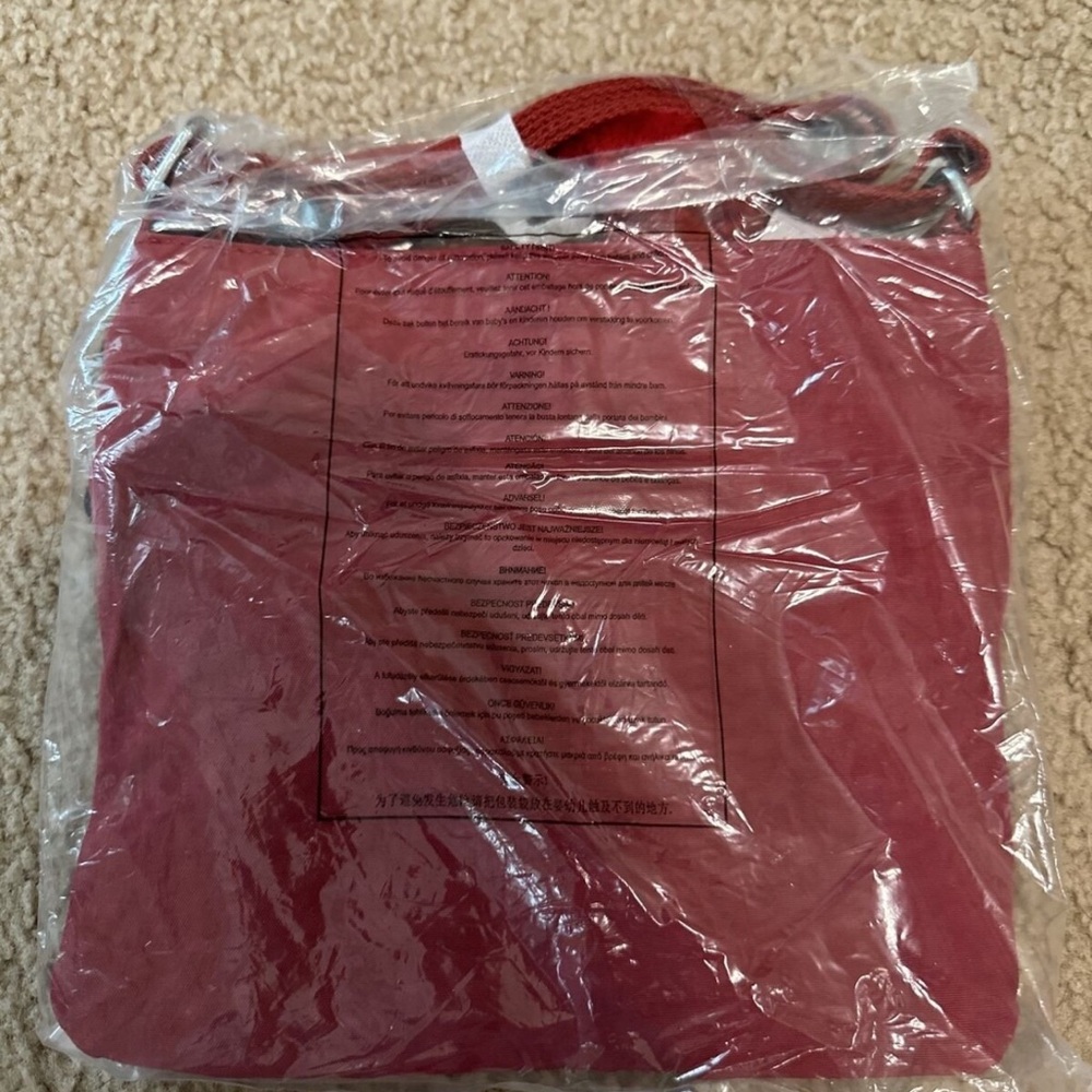 New KIPLING Abner Crossbody Bag Purse $54 Scarlet Color - Picture 2 of 4